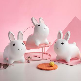 TT01 Rabbit props fiberglass rabbit model display props decoration