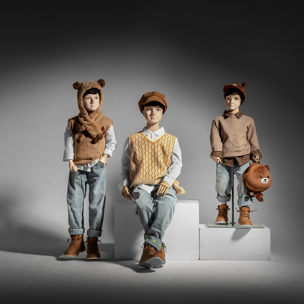 MOVABLE JOINTS KID MANNEQUIN
