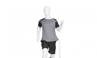 Electric mannequin display in store