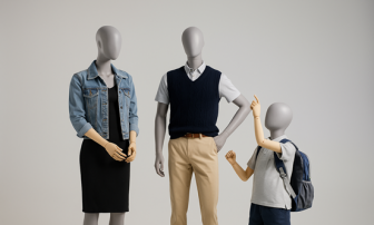 AFELLOW mannequins make clothes 